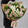 Букет из лилий и альстромерий фото 3